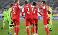 开云体育app-关于科隆客场大败，面临保级危机的信息