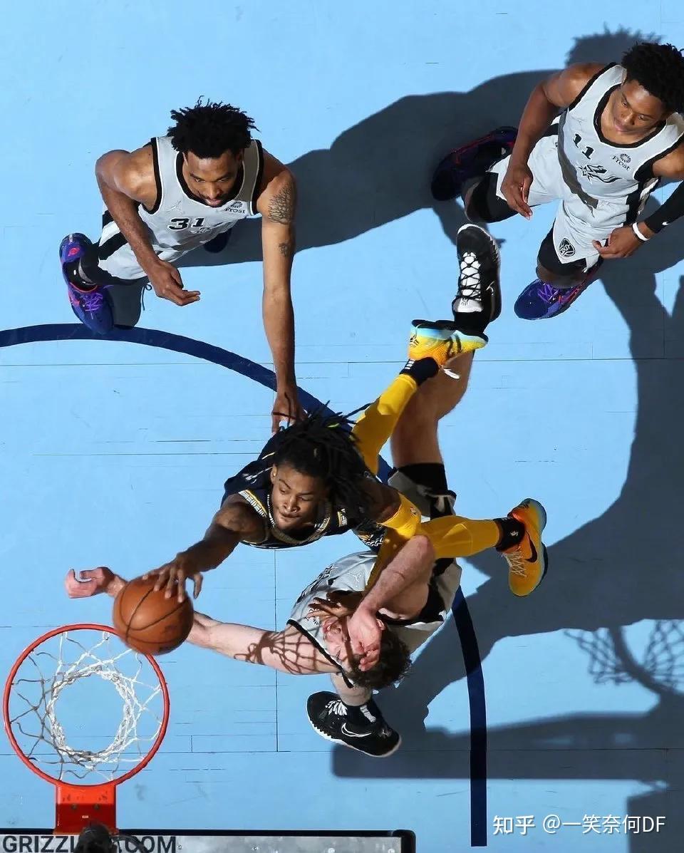 青岛队险胜马刺，莫兰特状态火热