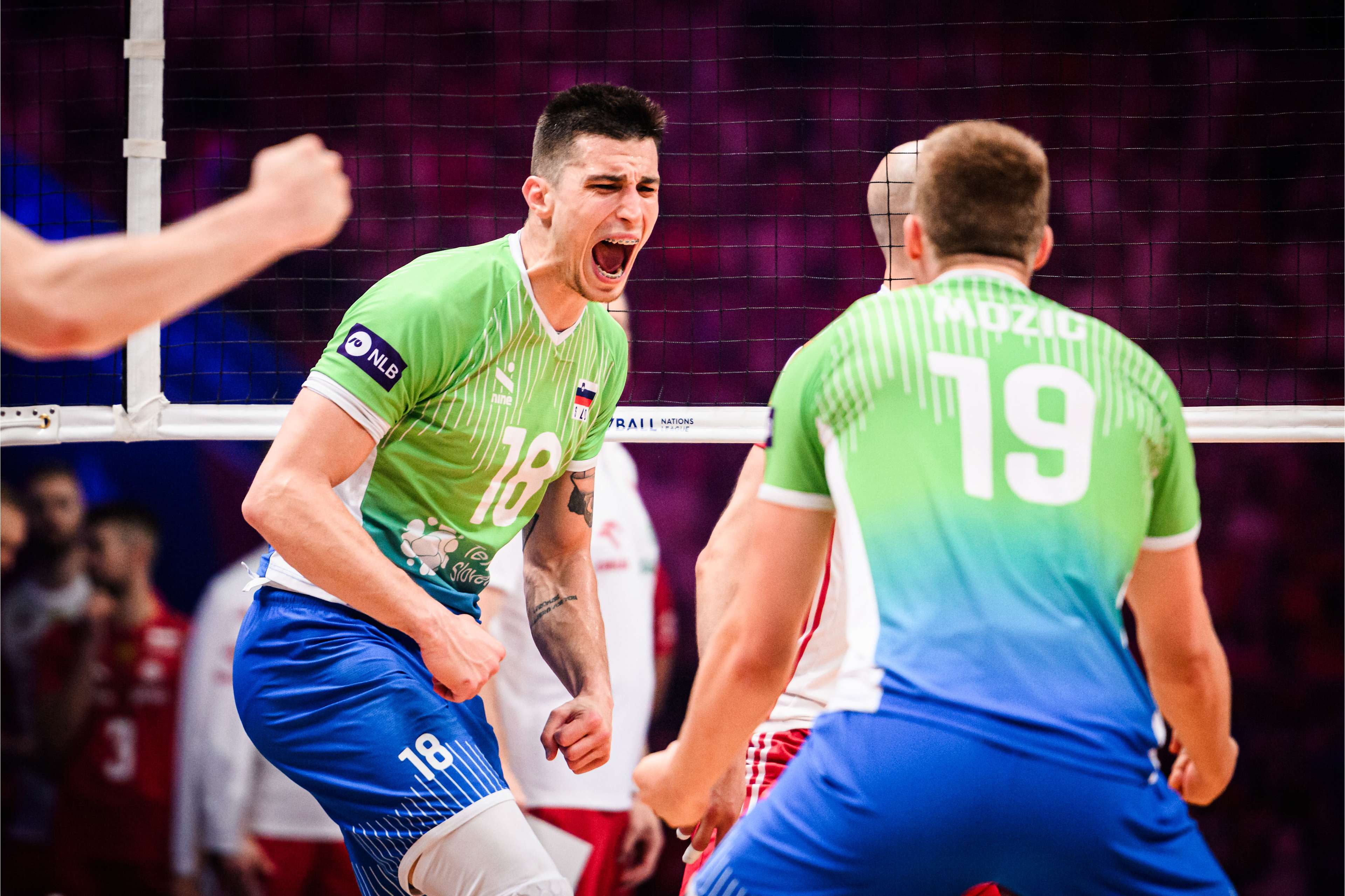 克罗地亚与斯洛文尼亚对抗，争取胜利的简单介绍