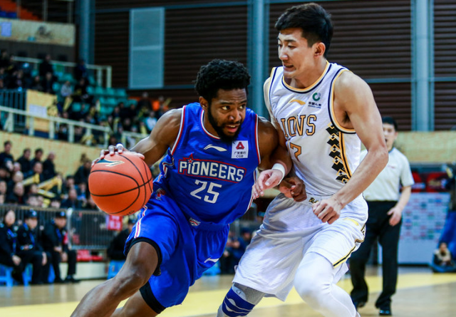 关于国际武则天终结连败,球员庆祝取得三分的信息 关于国际武则天终结连败,球员庆祝取得三分的信息