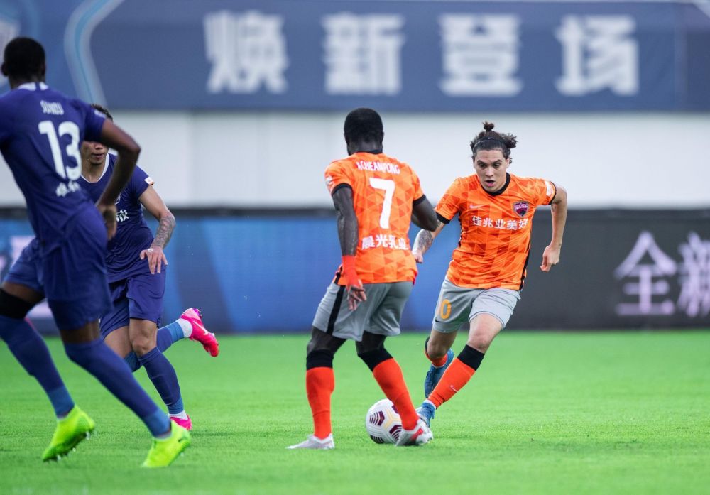 快船主场告负雄狮，遭遇四连败