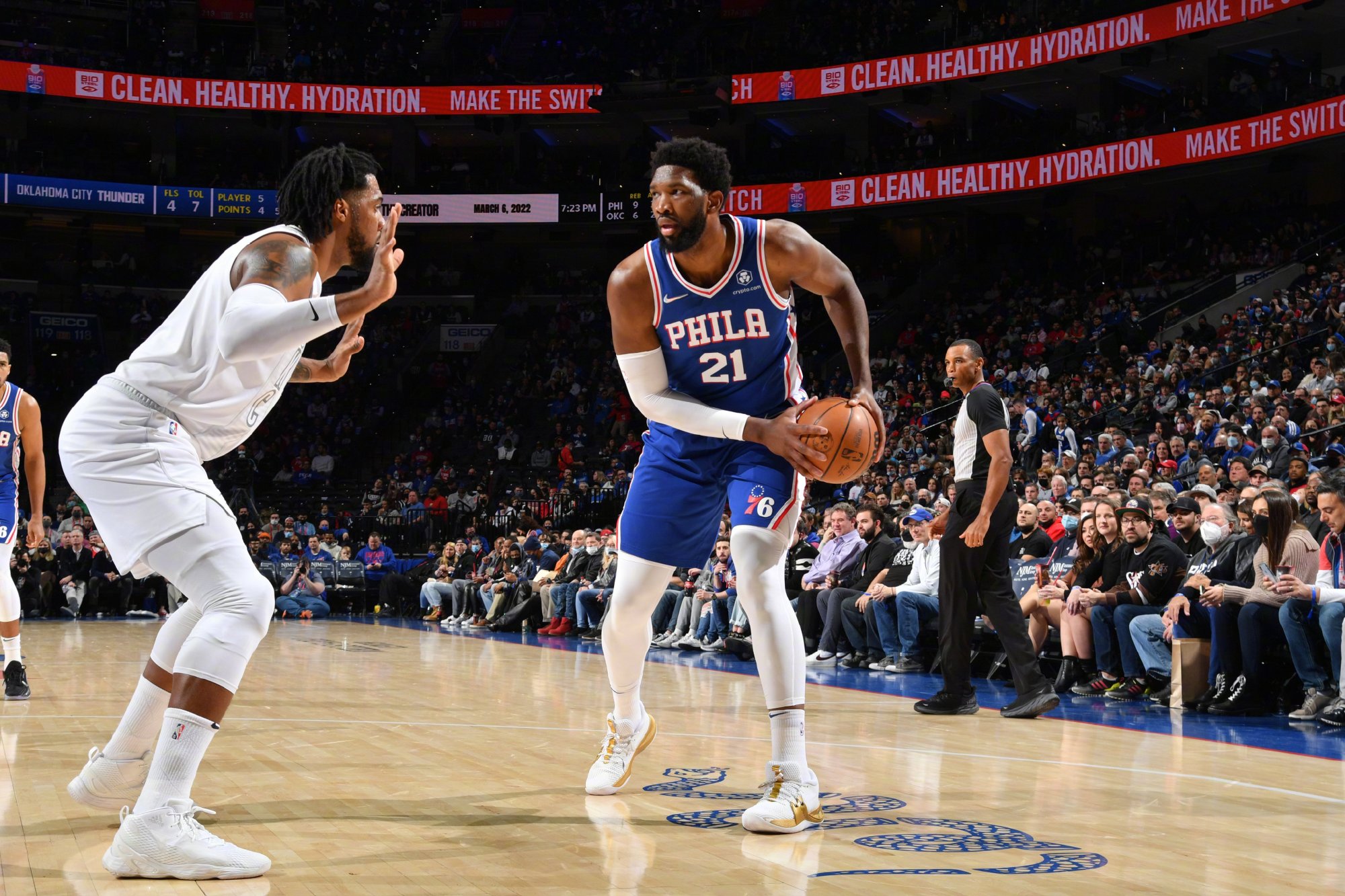 广东队翻盘太阳，恩比德带队取胜