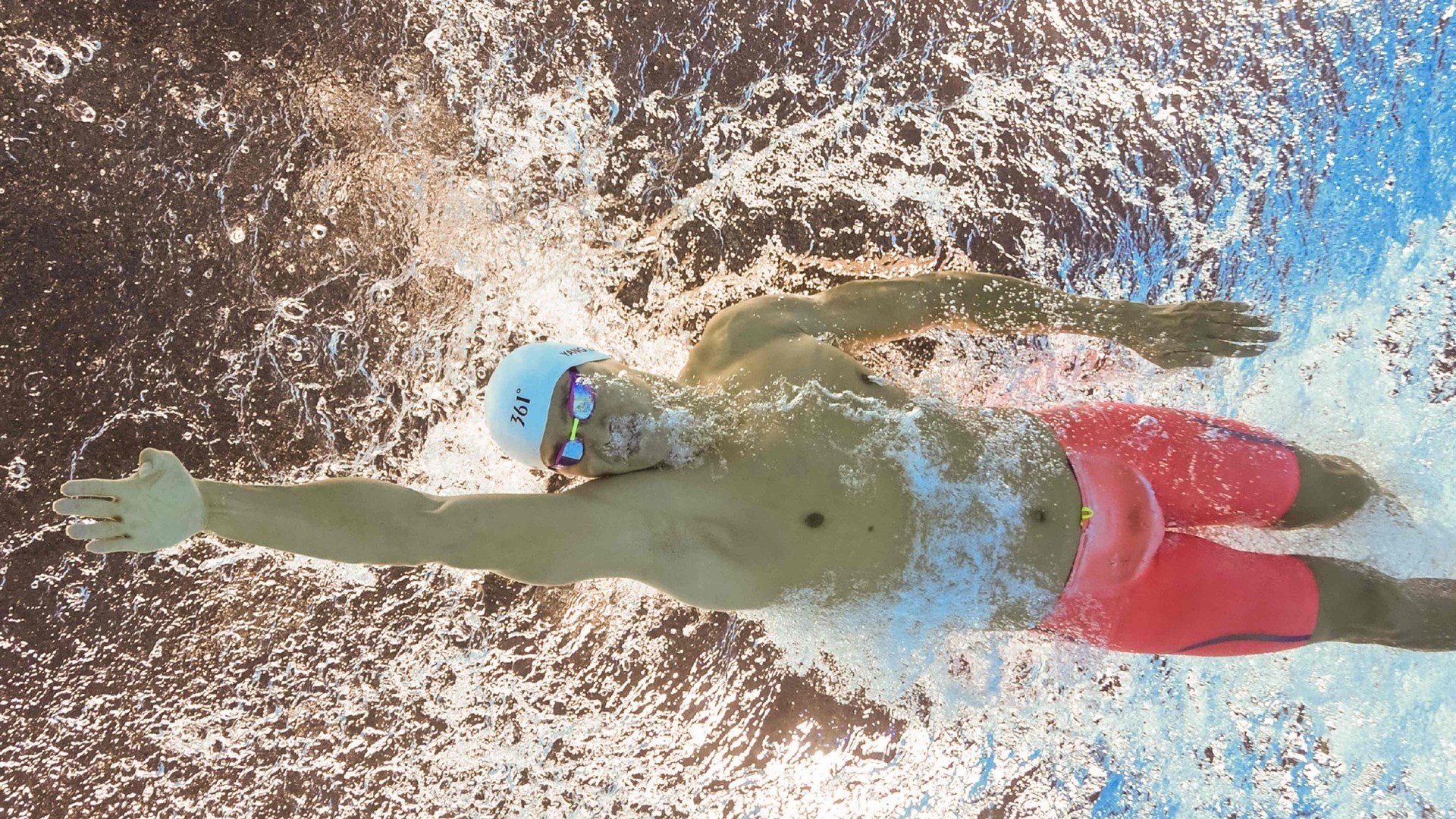 猛龙逆转广东队，保罗高光表现引爆全场